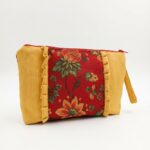Pochette con volant